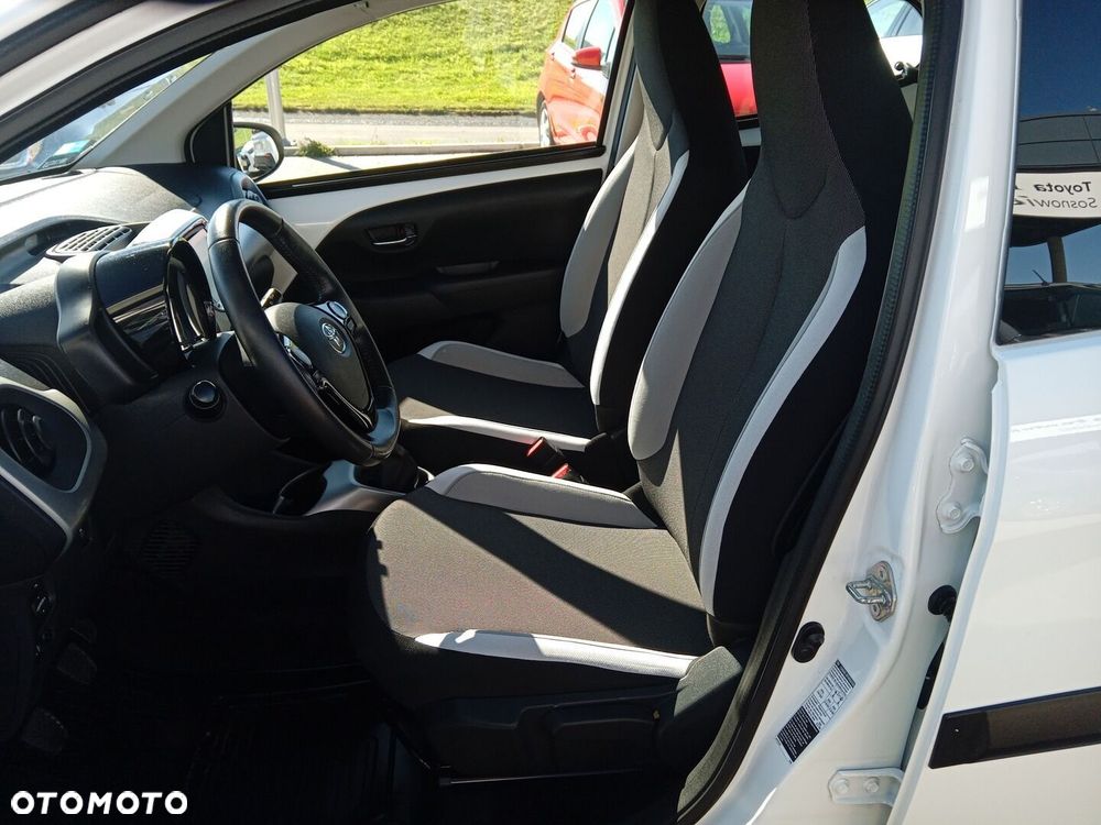 Toyota Aygo - 14