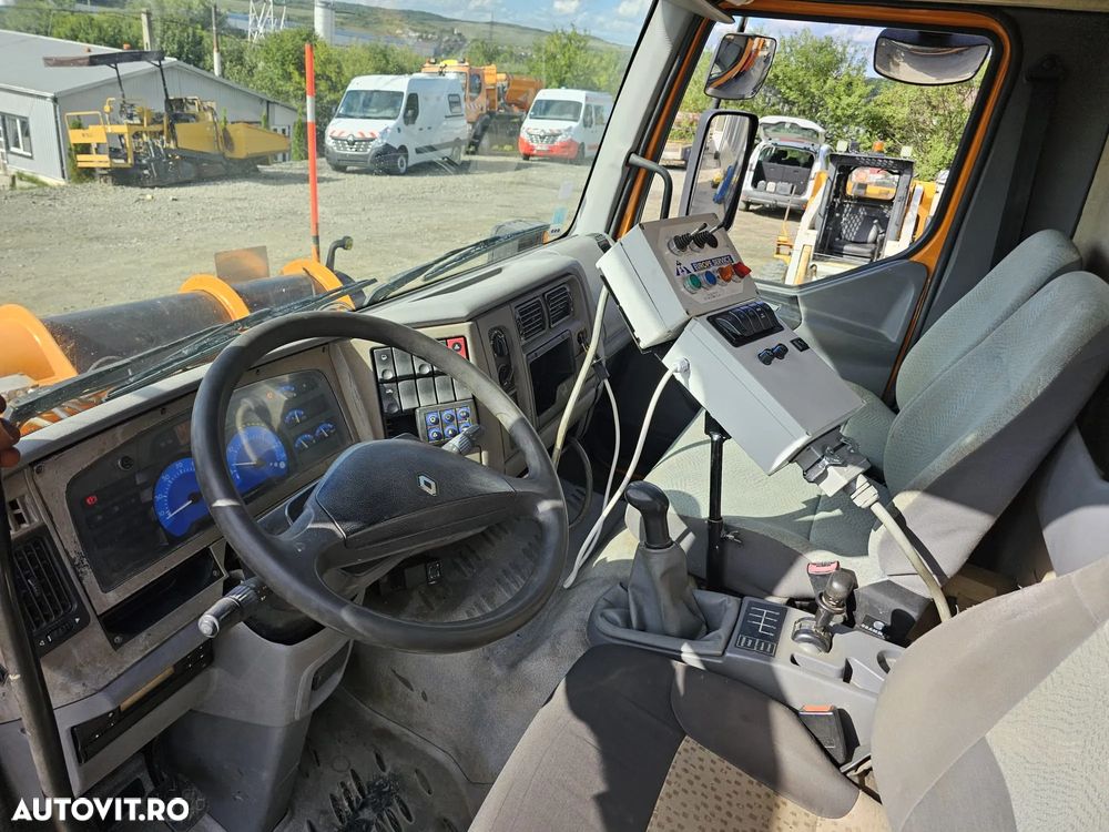 Renault Midlum - 8