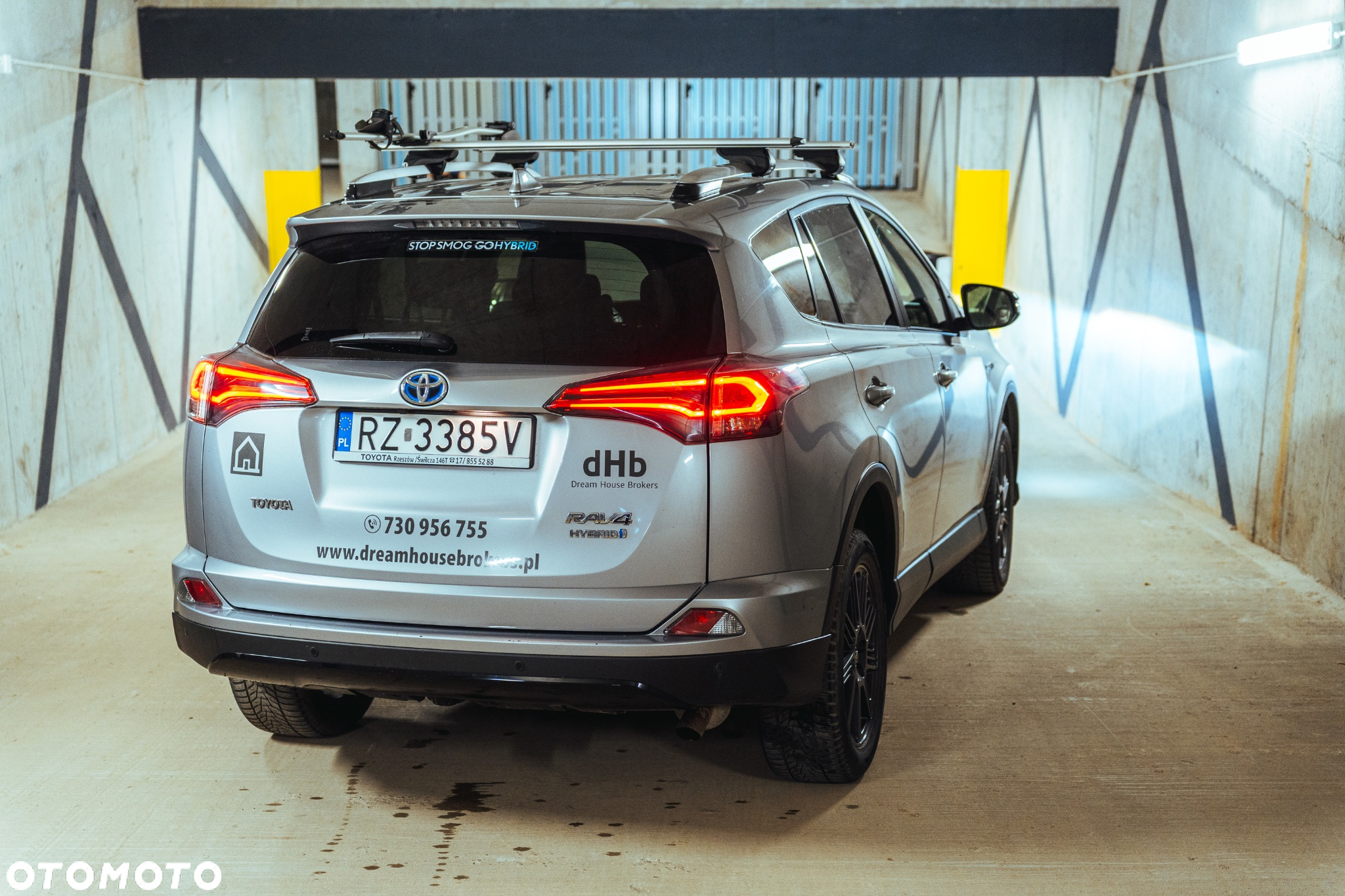 Toyota RAV4 Hybrid Premium 4x2 - 9