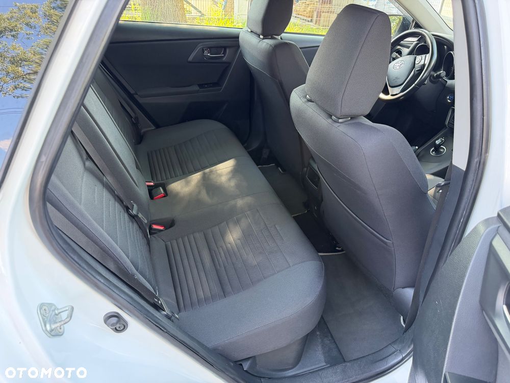 Toyota Auris Hybrid 135 Premium - 8