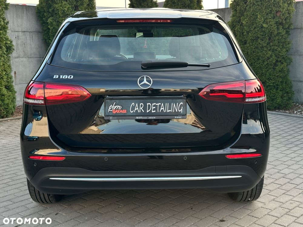 Mercedes-Benz Klasa B 180 7G-DCT Edition 2020 - 8