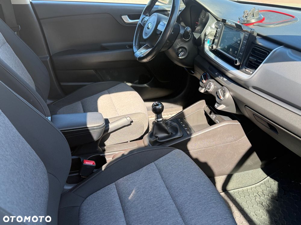 Kia Stonic 1.2 L - 15