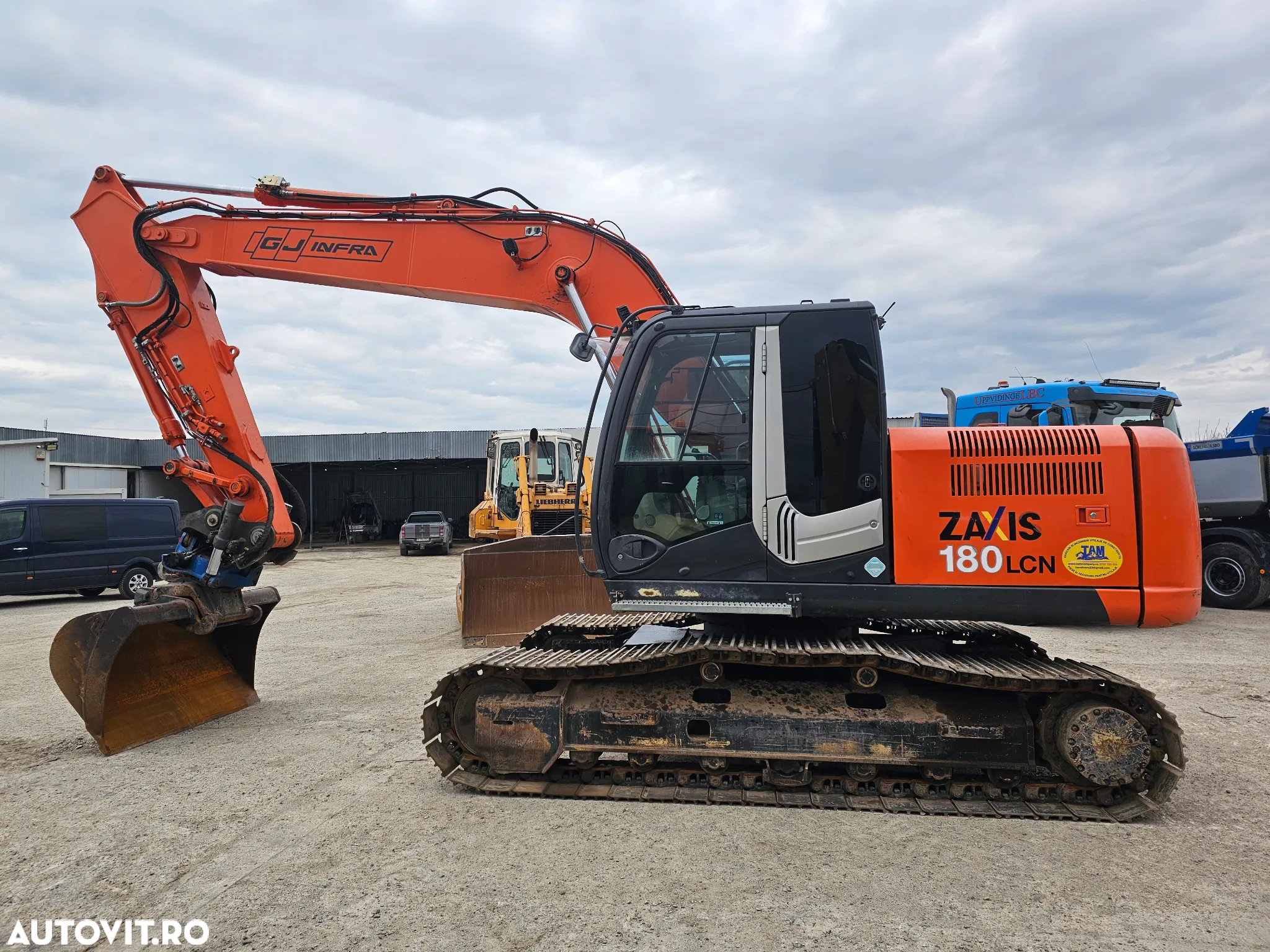 Hitachi ZX 180 LCN Rototilt , import recent , excavator pe senile compact - 2