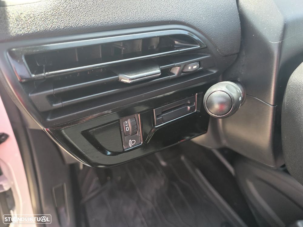 Citroën C4 Picasso 1.2 PureTech Live - 15