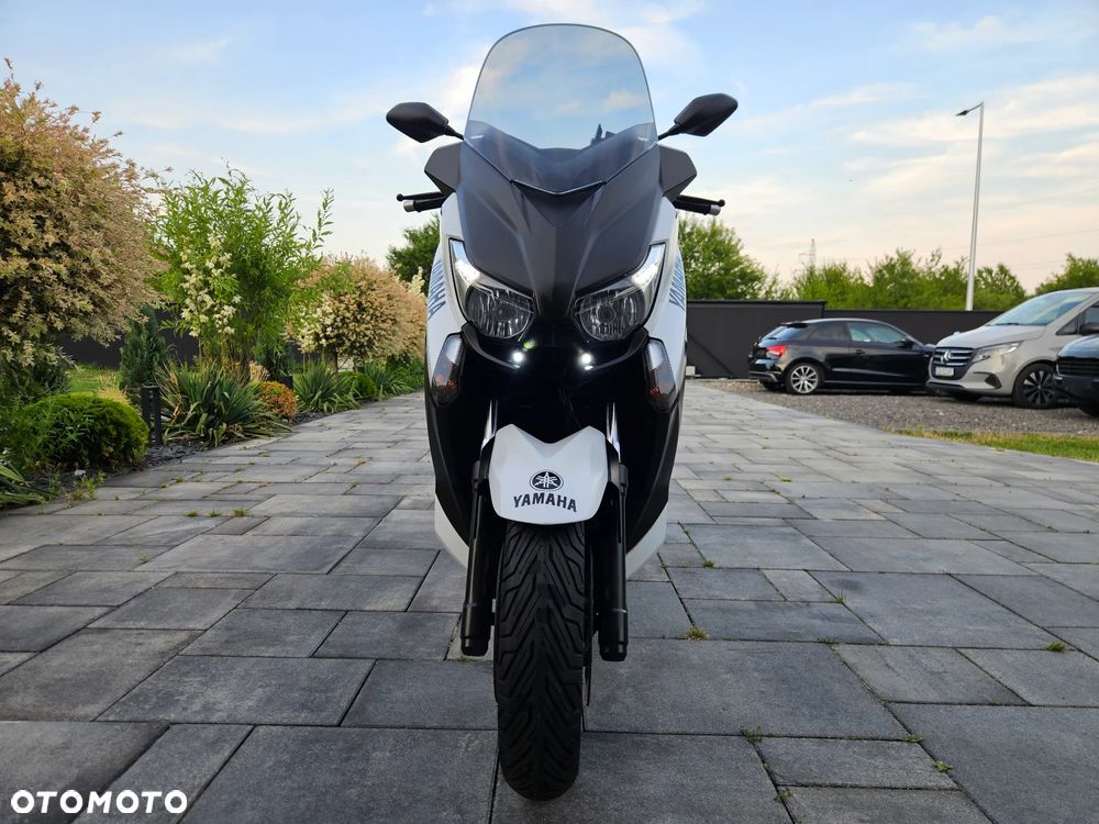 Yamaha X-max - 15