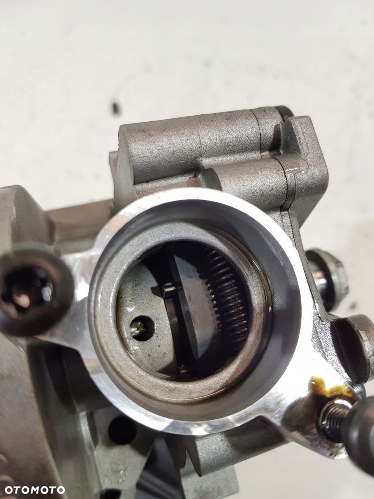 pompa oleju 059115103cd audi a6 c8 a7 a4 b9 q5 vw 3.0tdi - 6