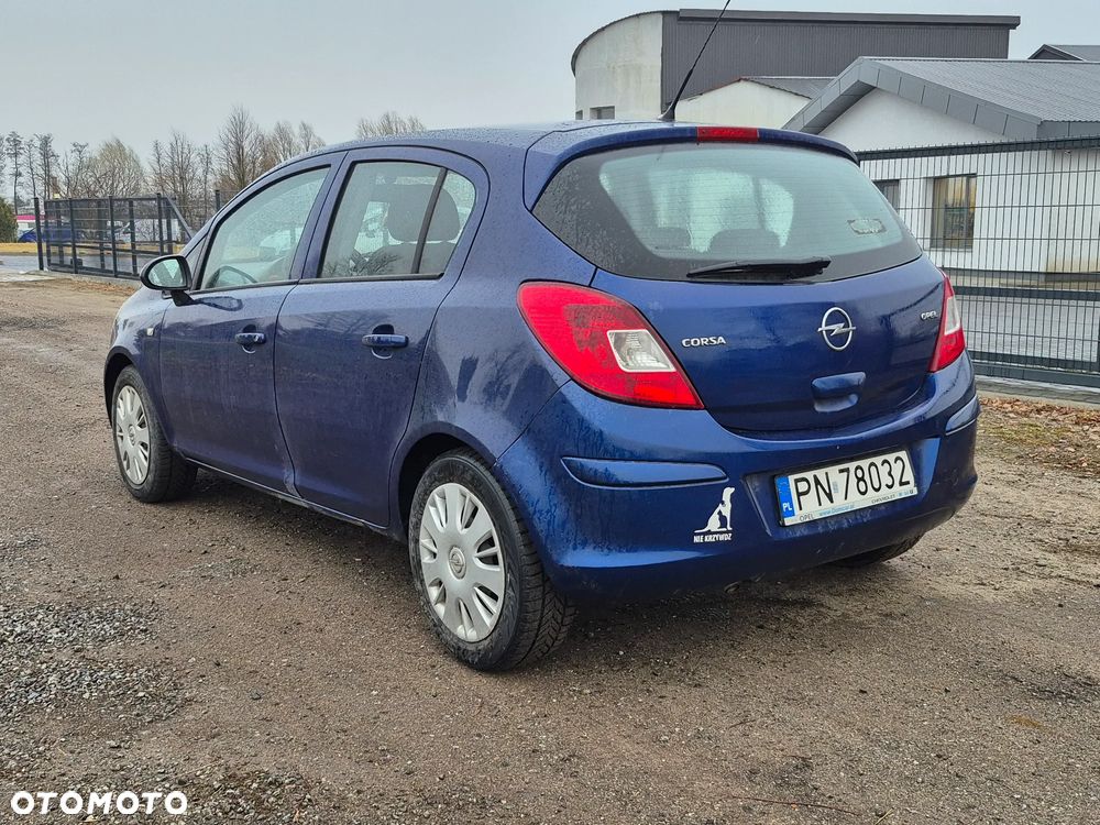 Opel Corsa 1.2 16V Cosmo - 3