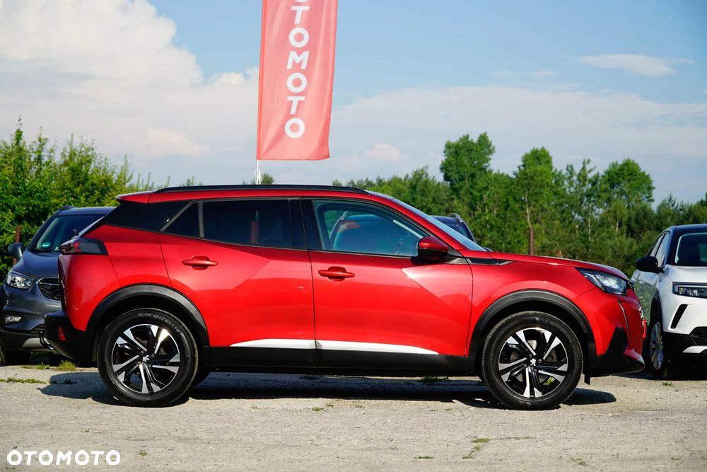 Peugeot 2008 1.5 BlueHDi Allure S&S EAT8 - 9