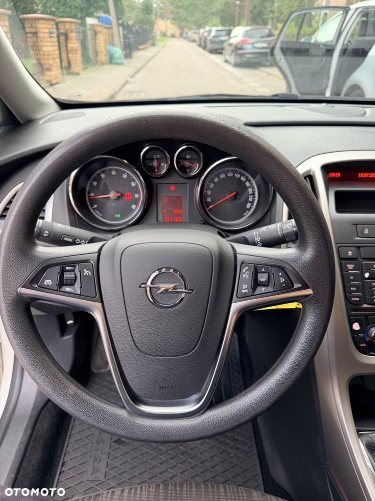 Opel Astra 1.4 - 9