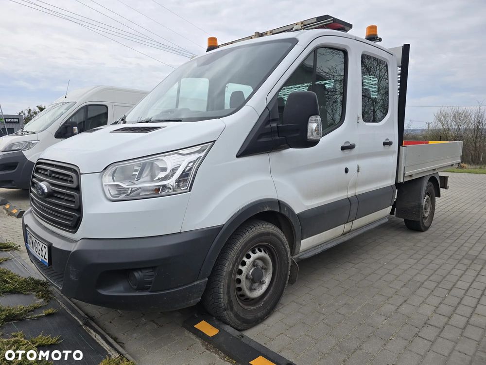 Ford Transit - 1