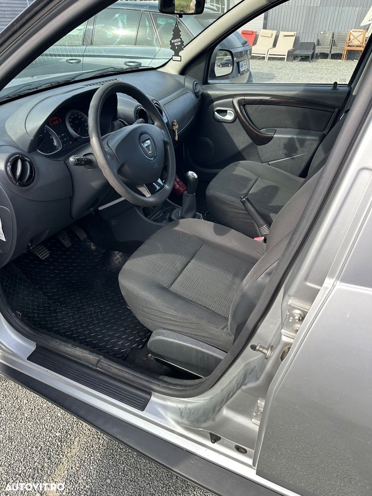 Dacia Duster 1.5 dCi 4x2 Ambiance - 11
