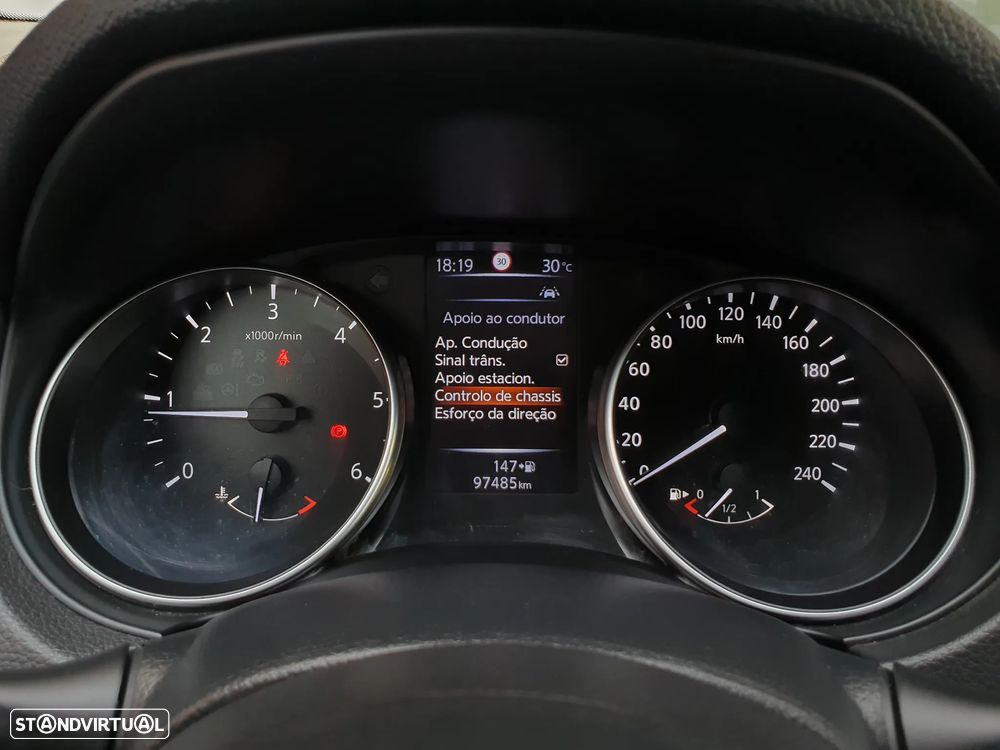Nissan Qashqai 1.5 dCi N-Connecta - 22