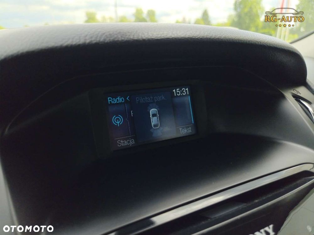 Ford Focus - 25