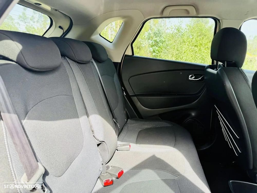 Renault Captur 1.5 dCi Exclusive - 20
