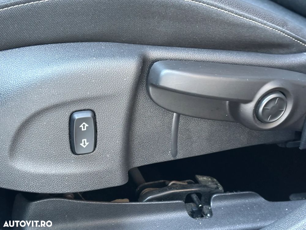 Opel Astra - 33