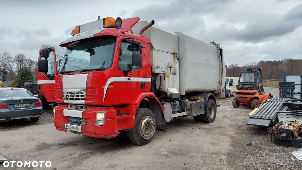 KABINA VOLVO FL 7 - 1