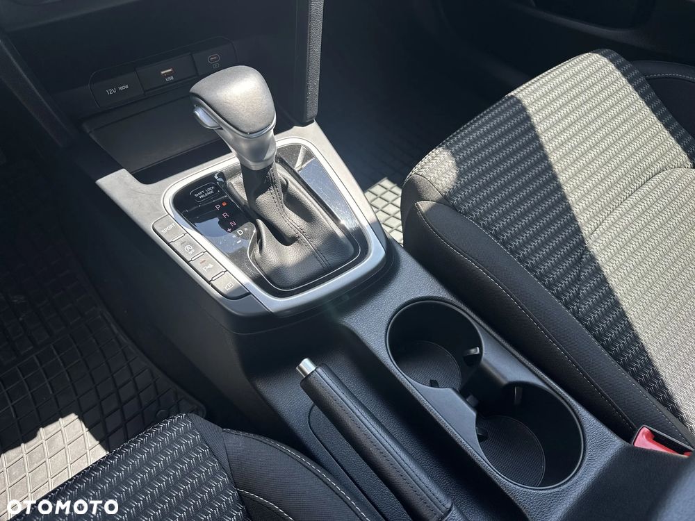Kia Ceed 1.5 T-GDI M DCT - 16
