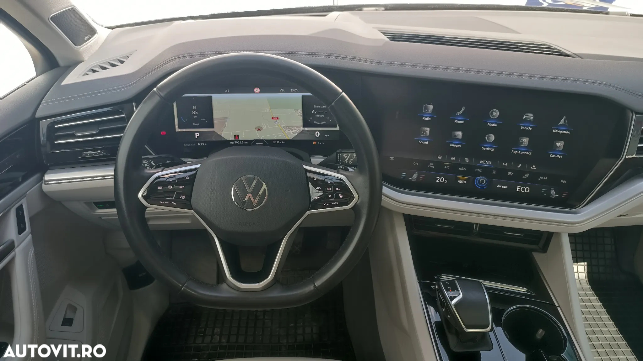 Volkswagen Touareg V6 TDI Elegance - 30