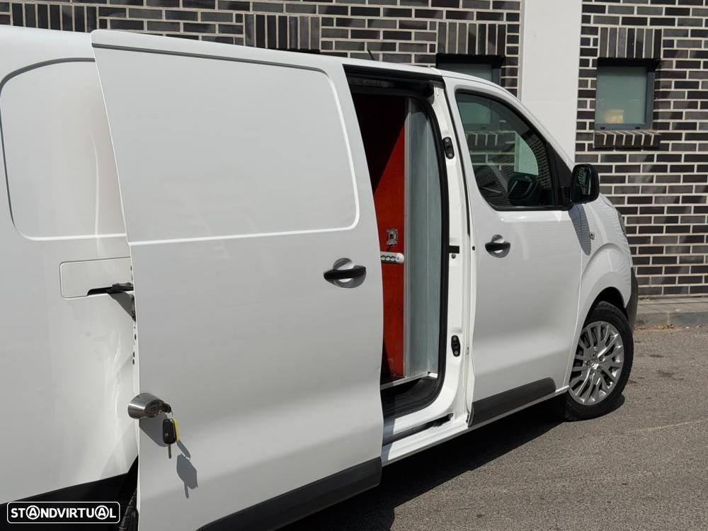 Opel Vivaro - 19