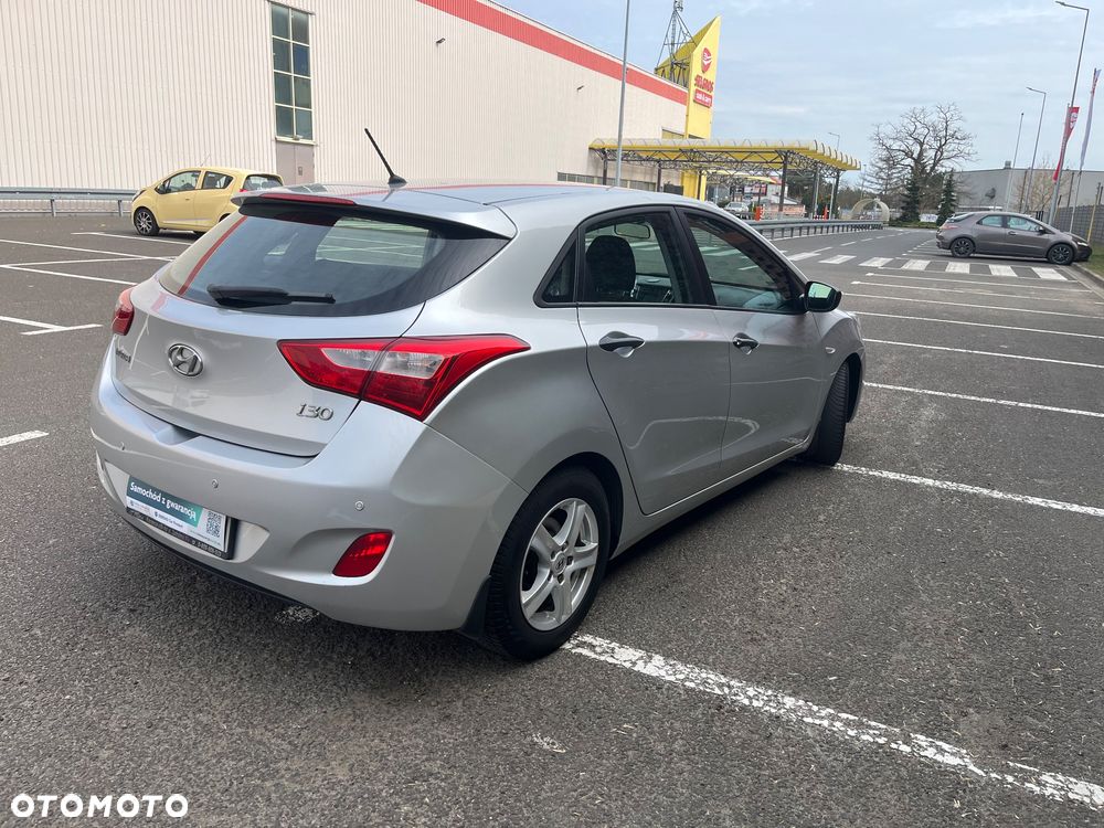 Hyundai i30 1.4 Classic + - 6