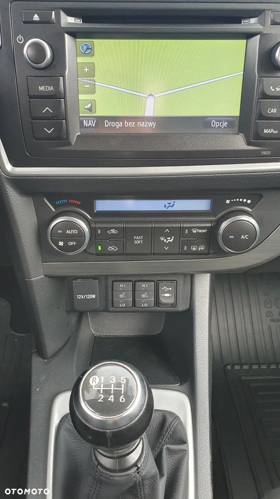 Toyota Auris - 20