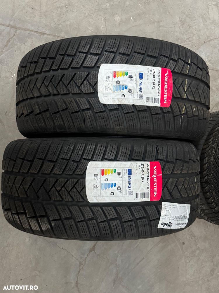 Vând 2 anvelope 275/40/20 vredestein de iarnă noi - 1