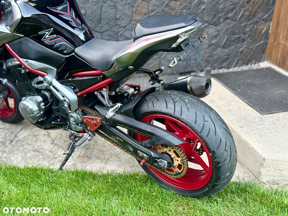Kawasaki Z 900 - 21