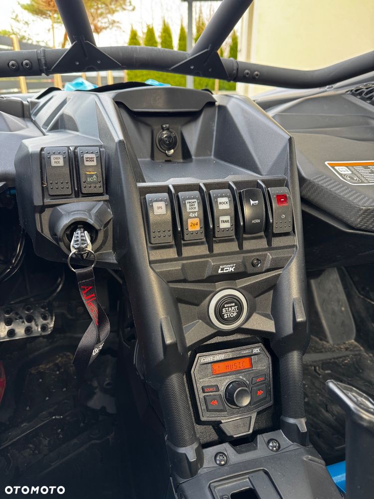 Can-Am Maverick - 24