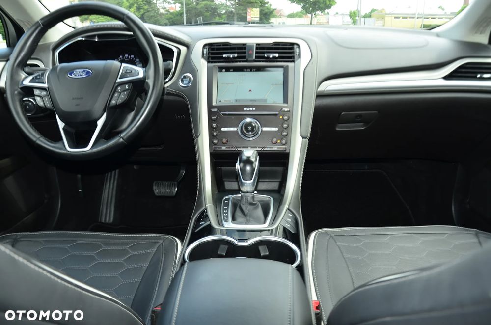 Ford Mondeo - 23