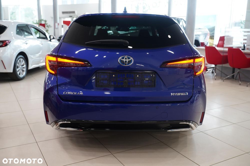Toyota Corolla 2.0 Hybrid Executive - 6