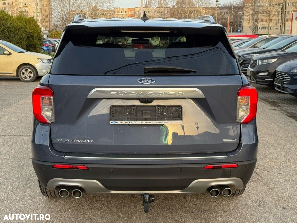 Ford Explorer - 10
