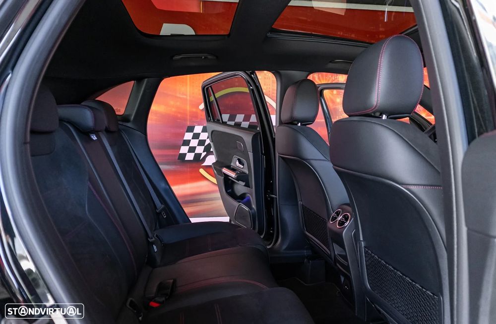 Mercedes-Benz GLA 220 d AMG Line - 30