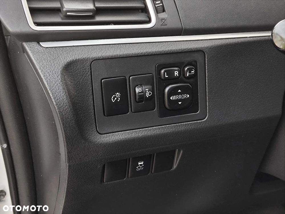Toyota Verso 1.8 Premium EU5 7os MS - 26