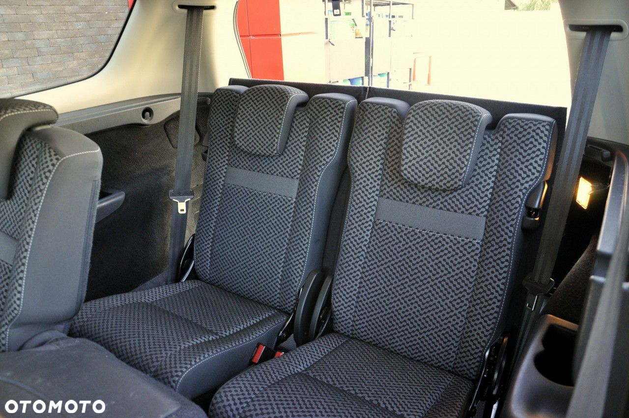 Renault Grand Scenic - 9