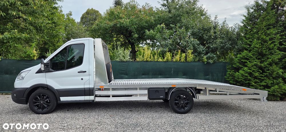 Ford Transit - 18