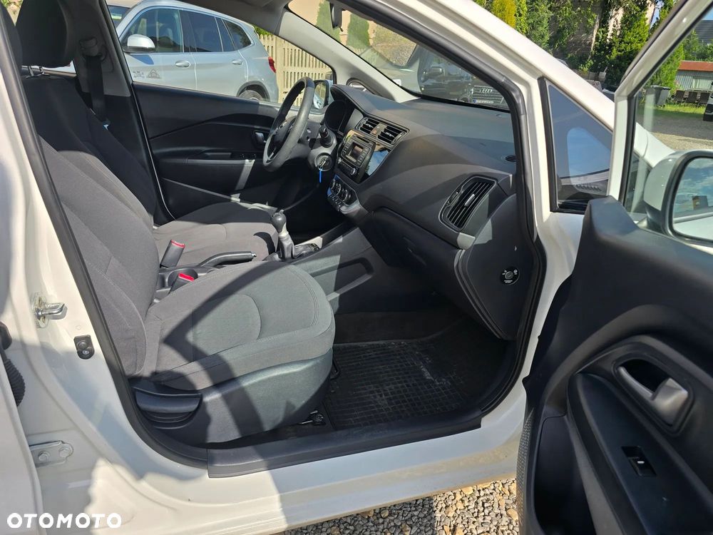 Kia Rio 1.2 Business Line - 22