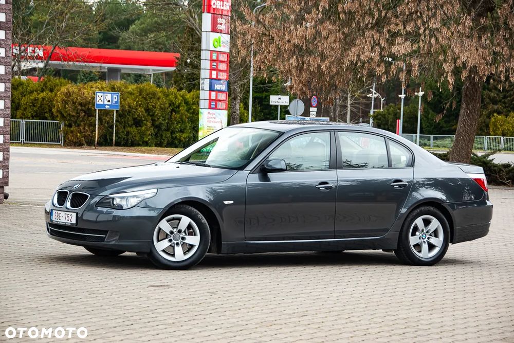 BMW Seria 5 520d - 12