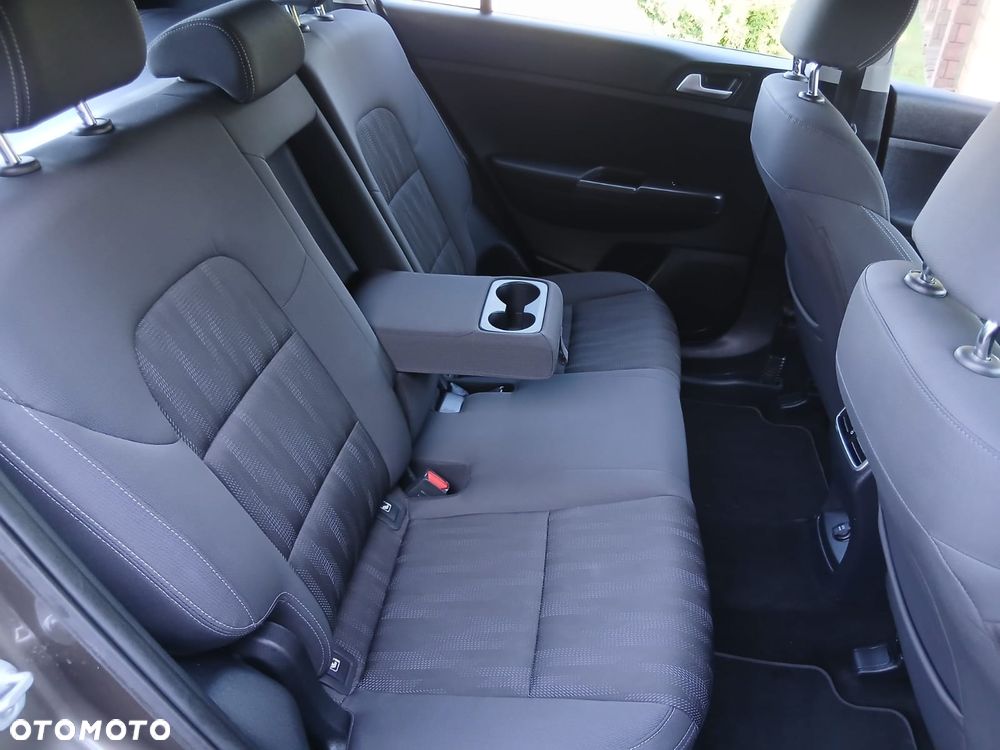 Kia Sportage 1.6 GDI 2WD Attract - 30
