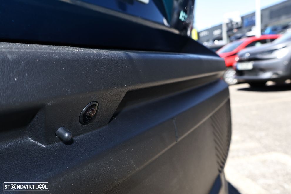 Peugeot 408 1.6 Hybrid Allure e-EAT8 - 7