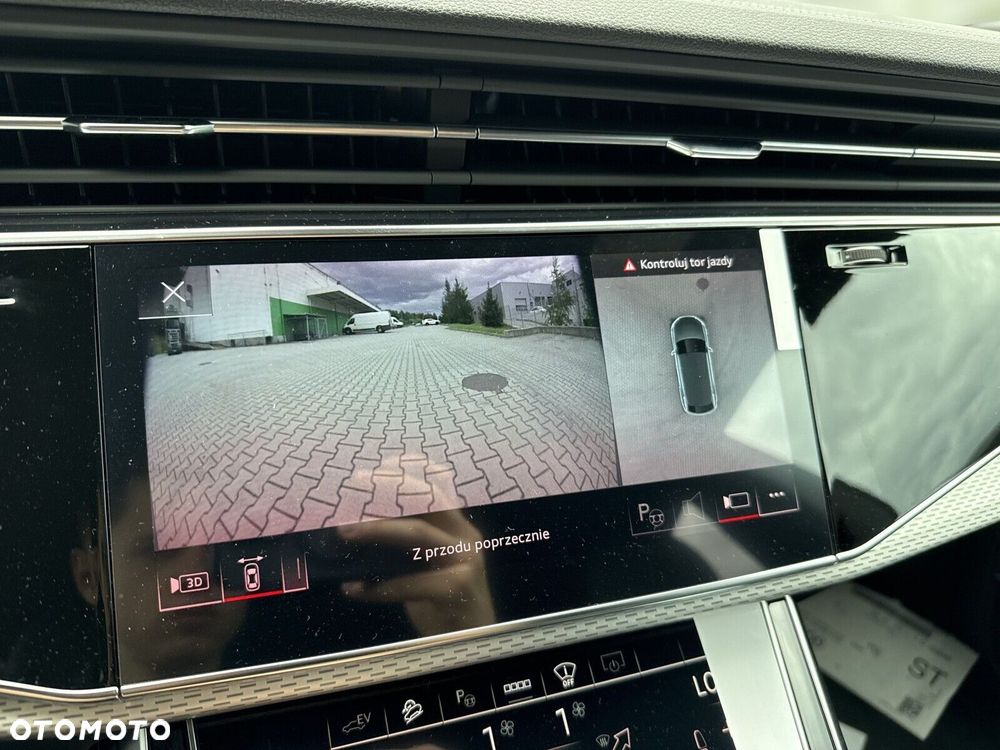 Audi Q8 - 21