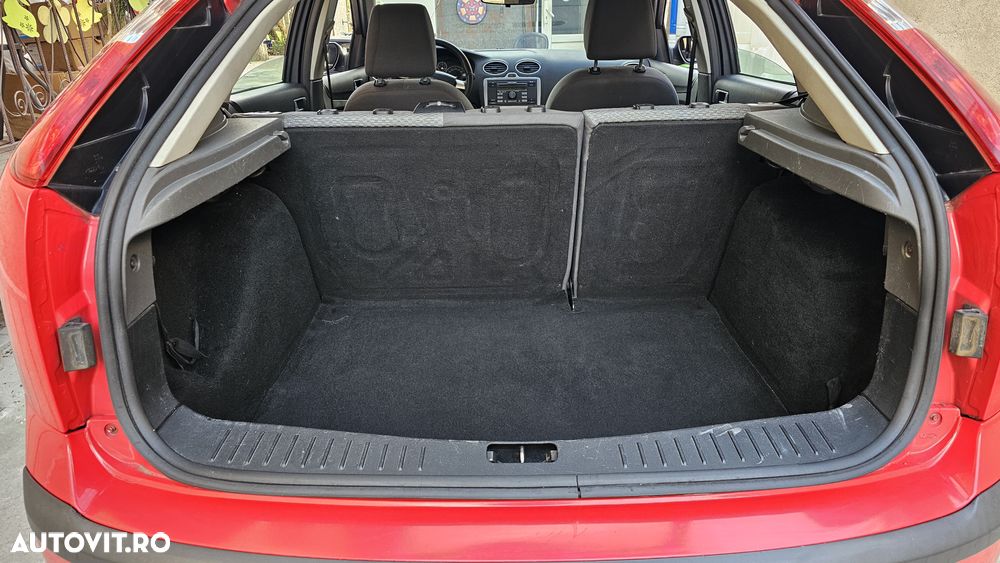 Ford Focus 1.6 TDCi Trend - 13