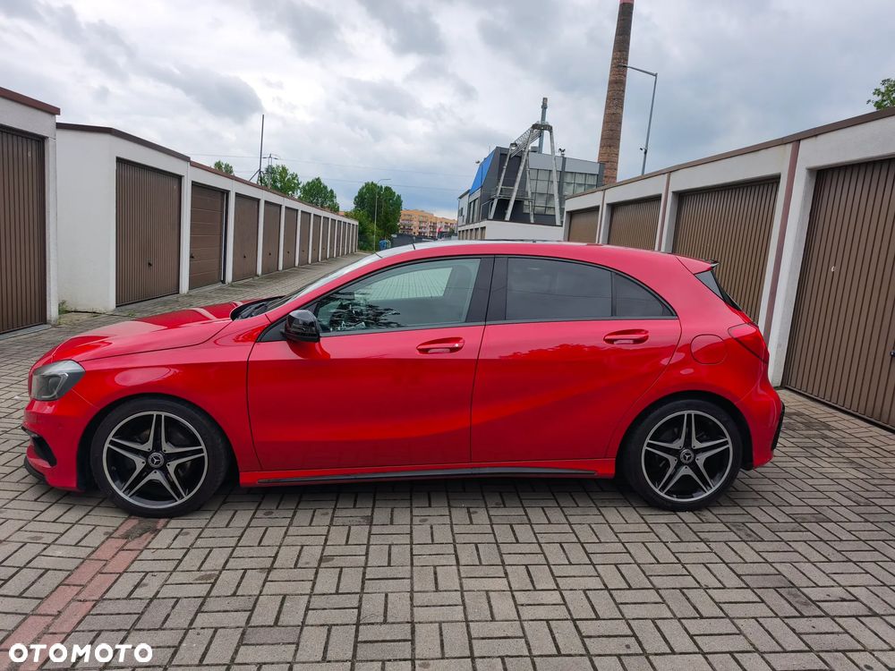 Mercedes-Benz Klasa A 180 (BlueEFFICIENCY) 7G-DCT AMG Sport - 16
