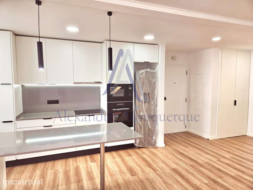 Fantástico Apartamento de 4 Assoalhadas, totalmente remodelado, na ... - Grande imagem: 4/22