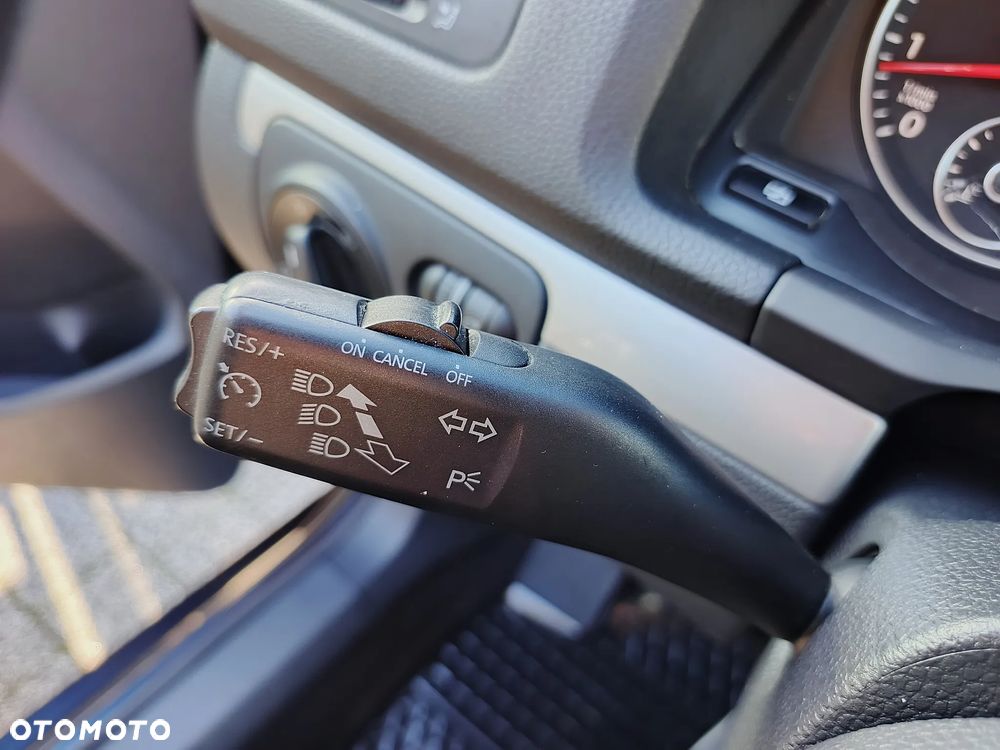 Volkswagen Jetta 1.4 TSI Comfortline - 17