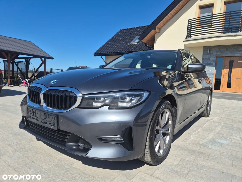 BMW Seria 3 320d Efficient Dynamics Advantage sport - 2