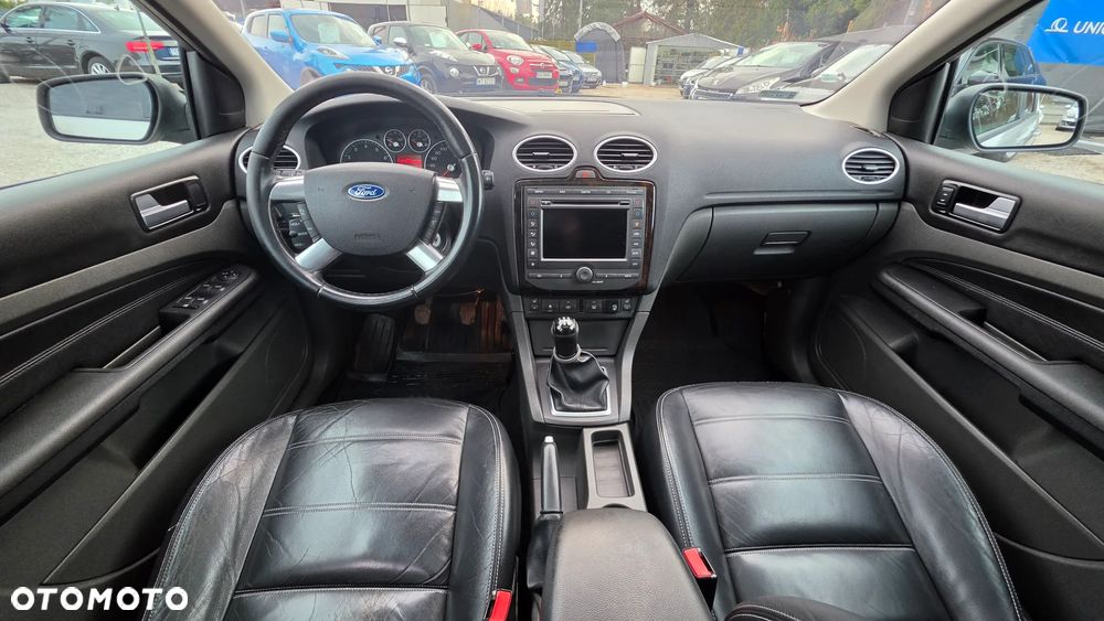 Ford Focus 1.6 Ghia - 7