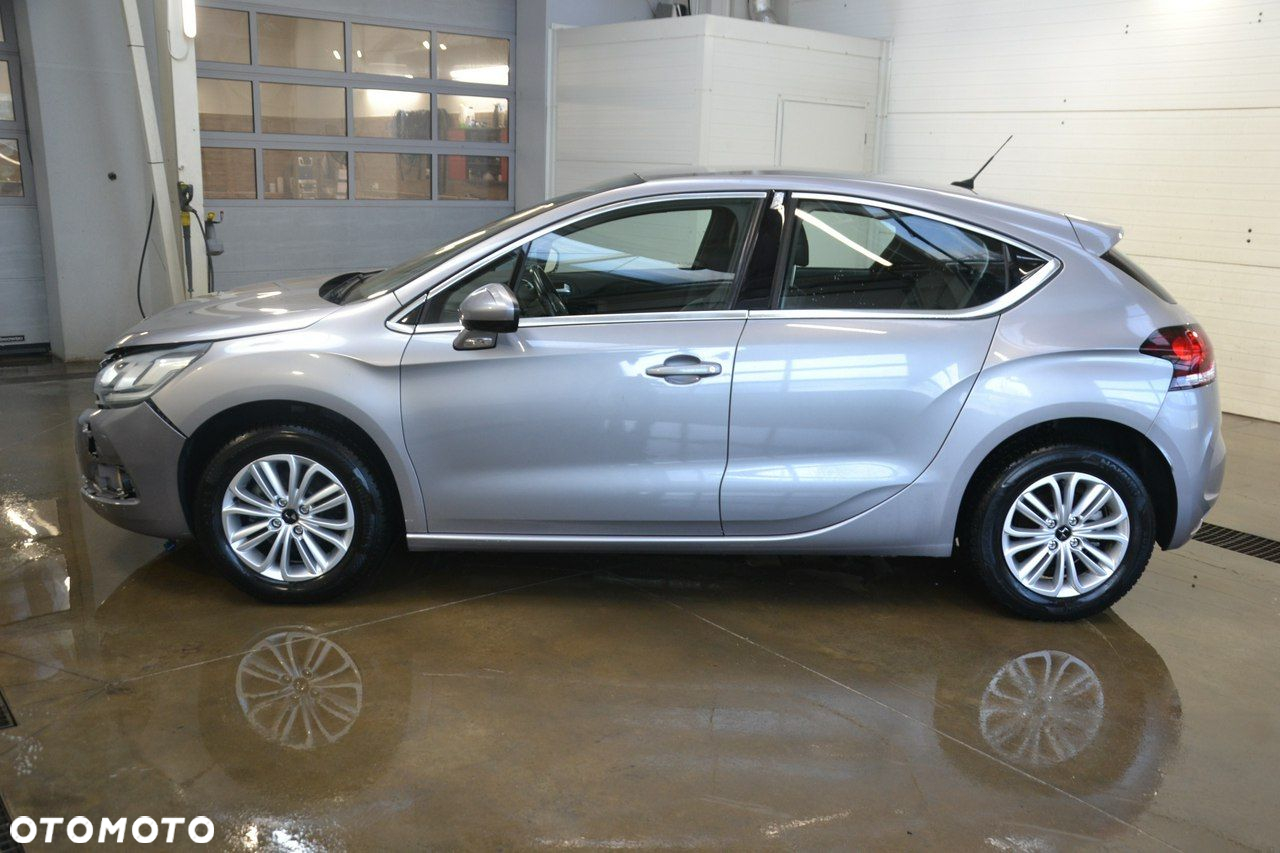 DS Automobiles DS 4 - 4