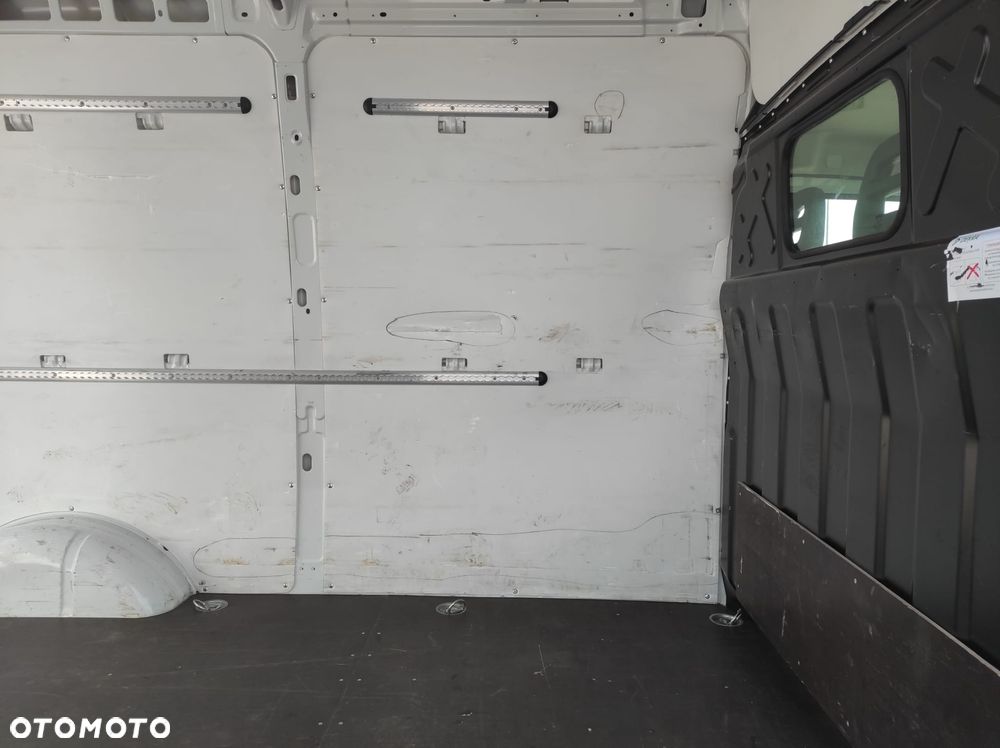 Iveco DAILY 35S16 - 12