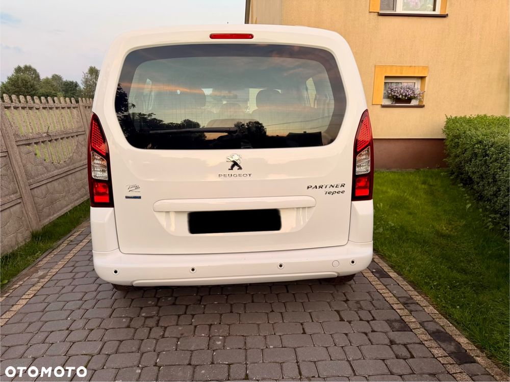 Peugeot Partner BlueHDi 100 Stop&Start Active - 9