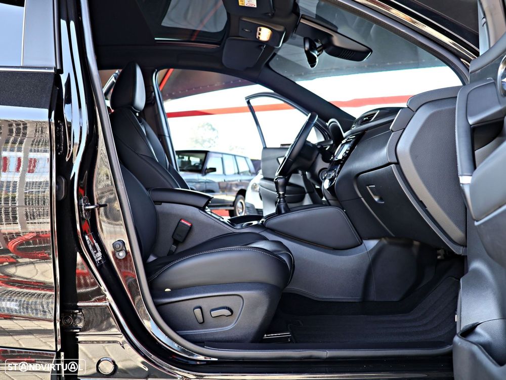 Nissan Qashqai 1.7 dCi Tekna+ 4x4-i - 29